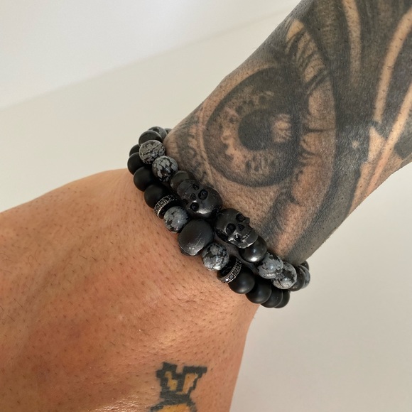 Snowflake Obsidian Skull Bracelet - Picture 7 of 7